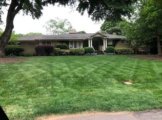 2714 Rothwood Dr, Charlotte, NC 28211