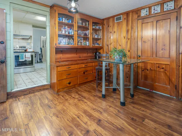 6432 OTELIA Circle, Jacksonville, FL 32210