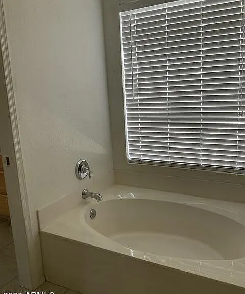 6620 E Melrose St — Photo 15