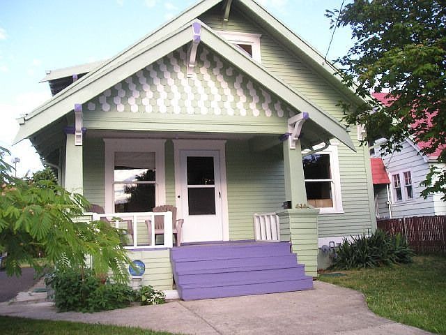 Cute NE Tabor Bungalow