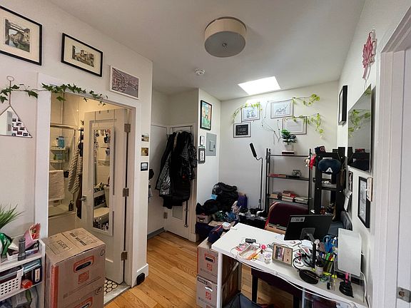 3rd image of 338 Clifton Pl APT 4R