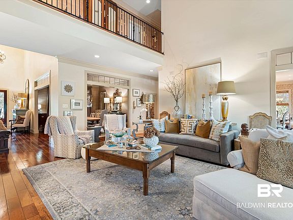 3rd image of 2905 Riverview Pointe Dr S