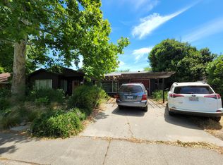 914 Pine Ln, Davis, CA 95616