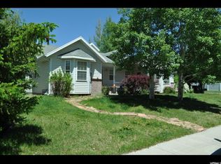1042 W Country Meadow Estates Dr, Heber, UT 84032