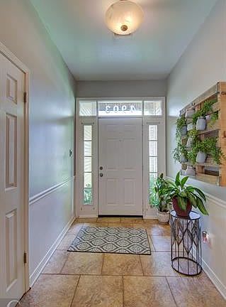4th image of 4903 General Ashley Dr