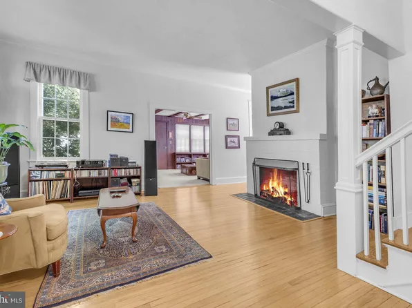 2234 N Vermont St, Arlington, VA 22207