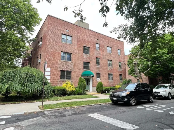 46-42 215th Place #3B, Bayside, NY 11361