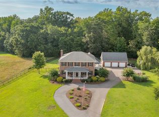 16196 Quaker Pointe Rd, Windsor, VA 23487