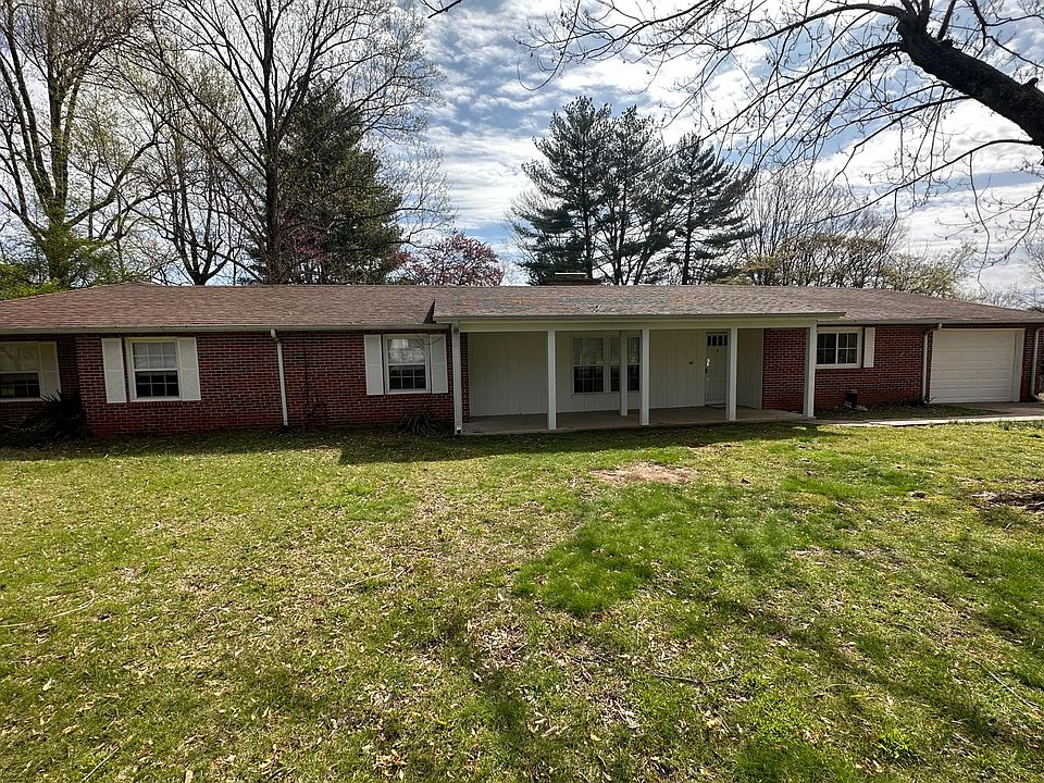1st image of 115 Dogwood Ln