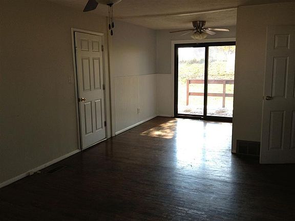 5th image of 5130 Christy Ave