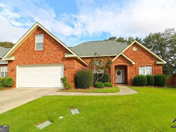609 Links View Dr, Bonaire, GA 31005