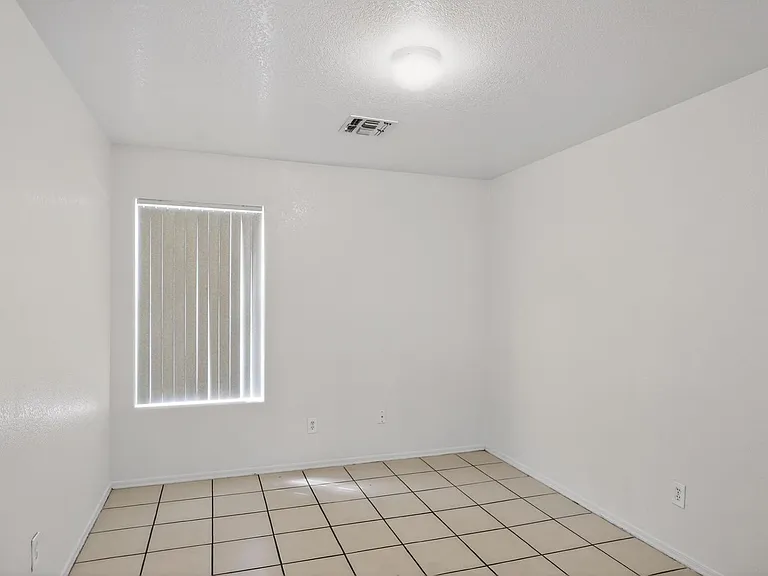 7395 W San Miguel Ave — Photo 7