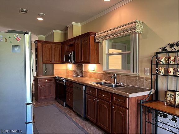 2nd image of 14502 Lara Cir