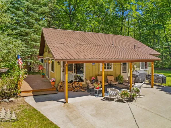 2915 Boulan Rd, Lewiston, MI 49756