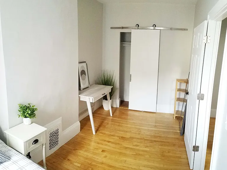 36 Beacon St #3 — Photo 14