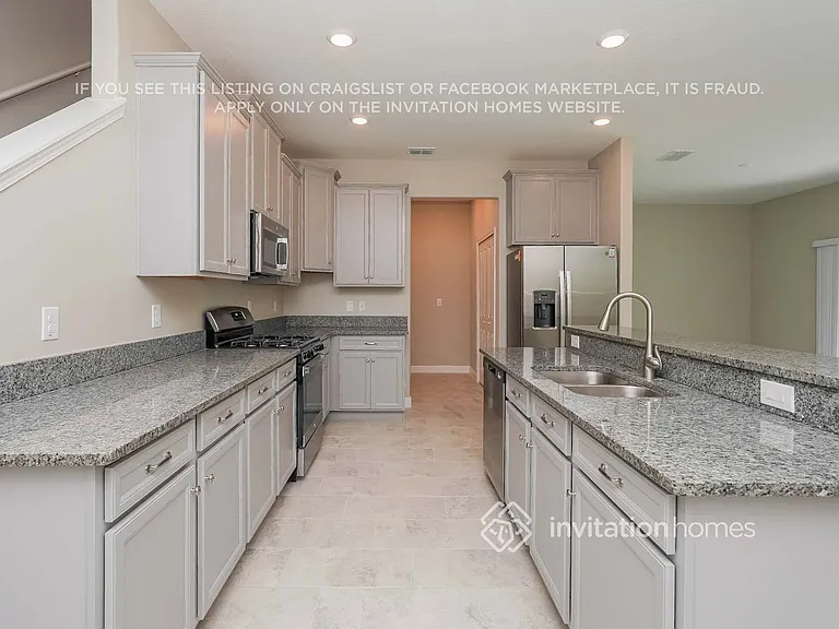 8459 Houndstooth Enclave Dr — Photo 7