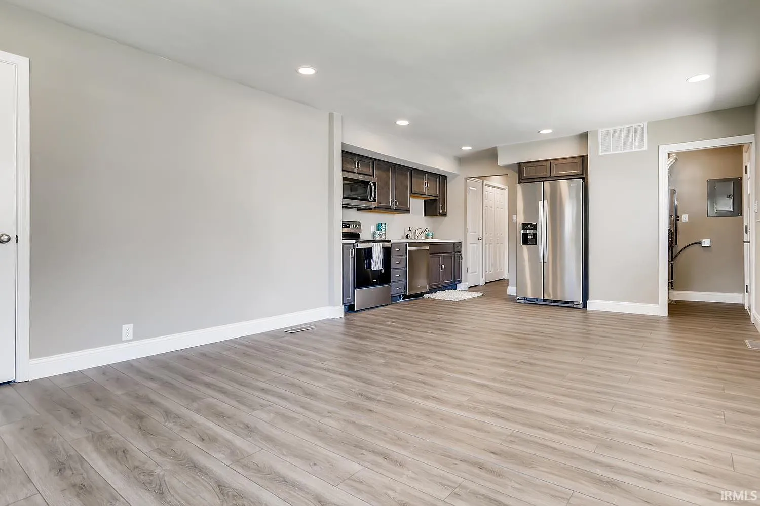 1 bed, 1.0 bath, 688 sqft, $950 — Photo 3