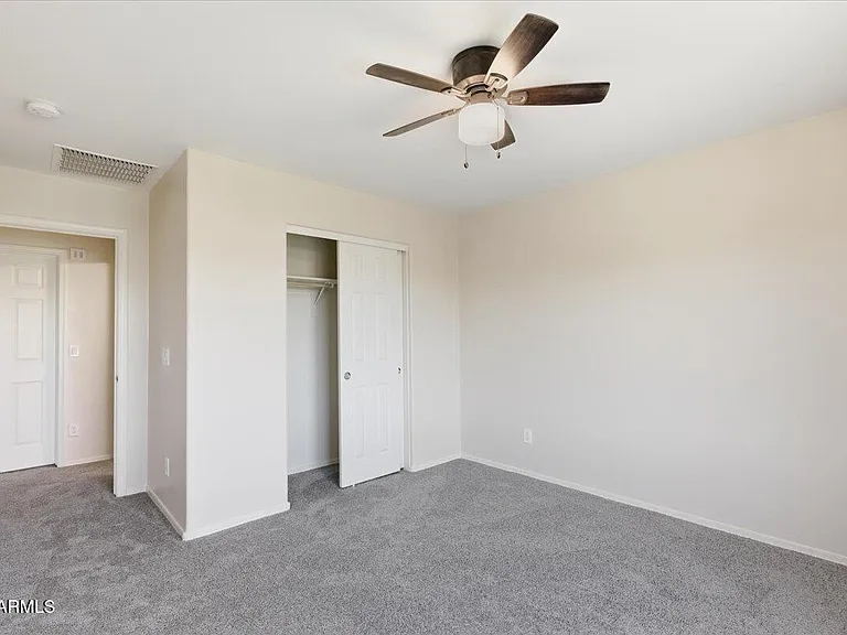 7119 W Golden Ln — Photo 33