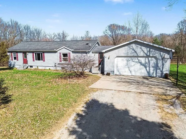 8501 S Raucholz Rd, Saint Charles, MI 48655