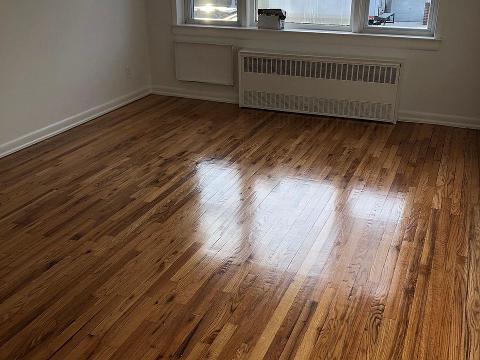 1st image of 2335 93rd St