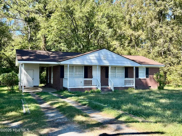 18040 Wagram Road, Laurinburg, NC 28352