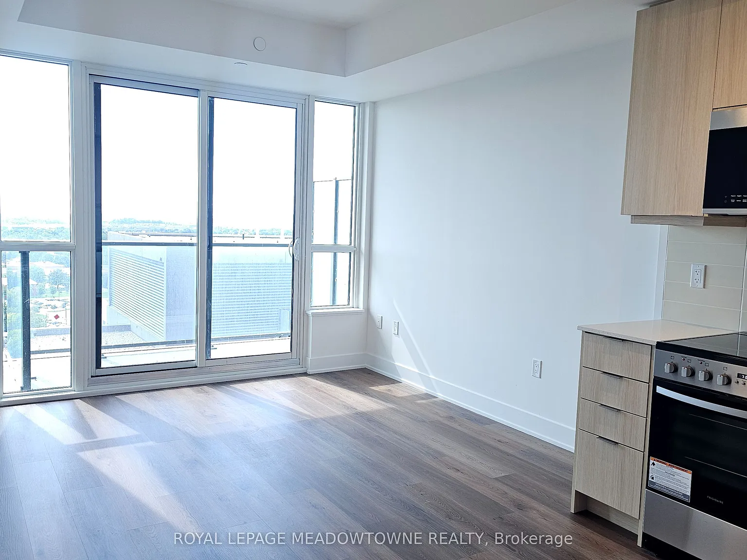 2 bed, $2,100 — Photo 4