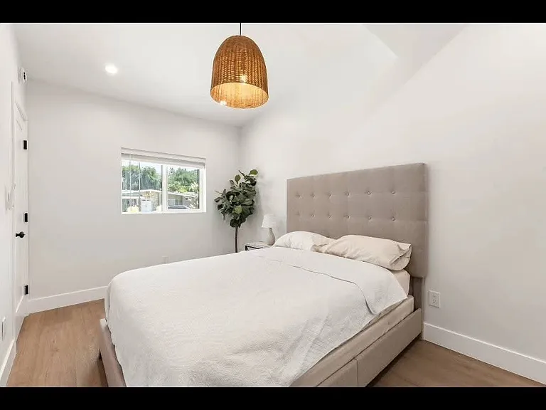 5931 Nita Ave — Photo 2