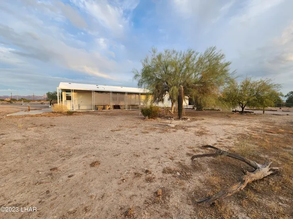 52285 Staghorn Ln, Quartzsite, AZ 85346