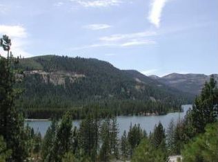 12821 Sierra Dr E, Truckee, CA