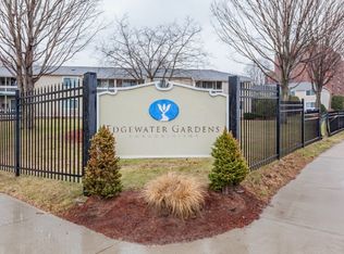 35 Saint Kolbe Dr APT A, Holyoke, MA 01040