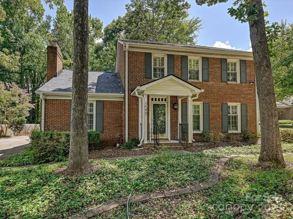 1443 Renfrow Ln, Matthews, NC 28270