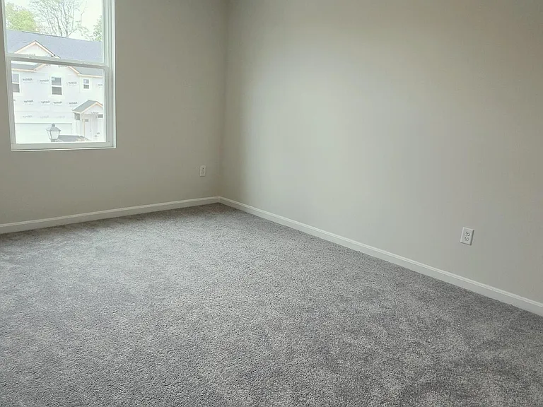 11144 Castlebrook Dr — Photo 31