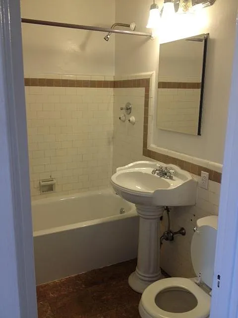 Parkstone Apartments - 1167 — Photo 1