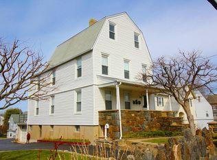 18 Harold Ave #2, Greenwich, CT 06830