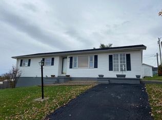 8048 Shelby St, Maysville, KY 41056