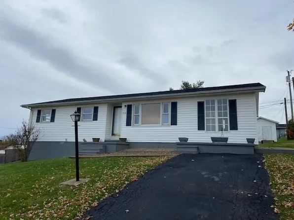 8048 Shelby St, Maysville, KY 41056