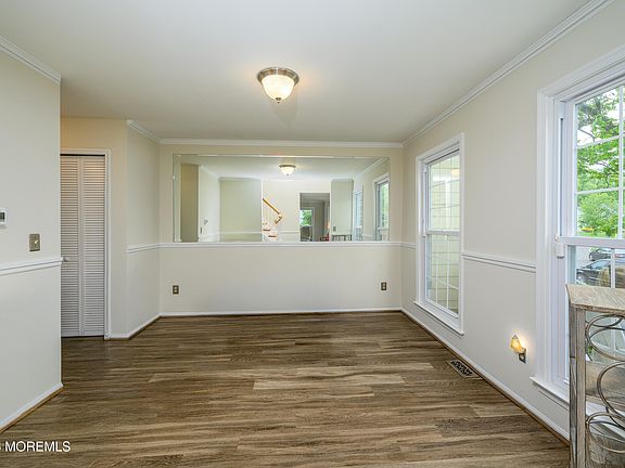 4th image of 3 Heritage Drive