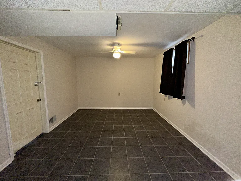 690 Terrace Lake Rd — Photo 70