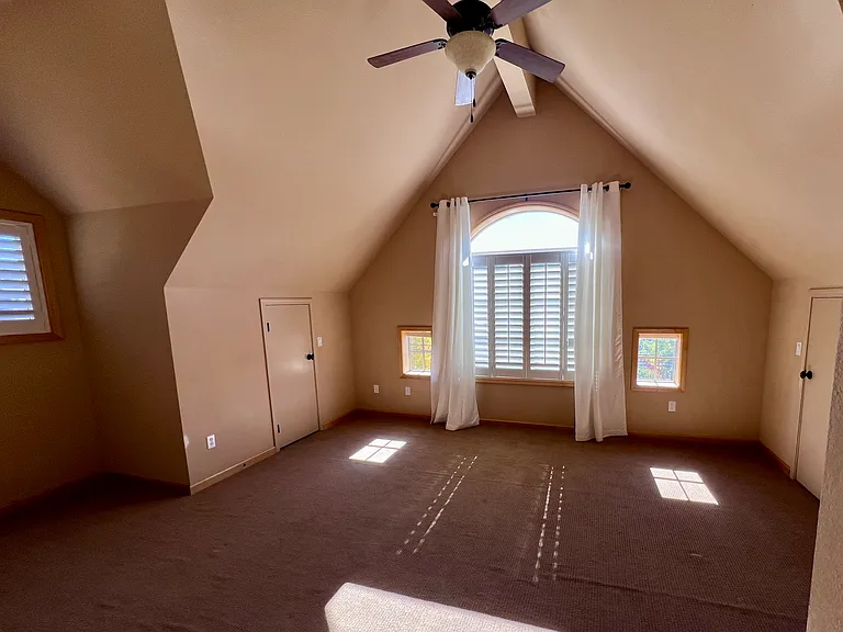 720 Mule Deer Cir — Photo 14