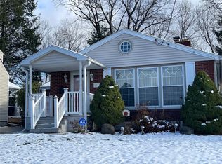 1157 Ford Rd, Vestal, NY 13850