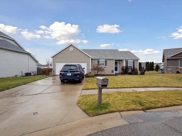 51701 Melwood Ct, South Bend, IN 46628