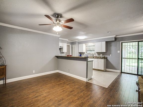 4th image of 6414 Greencastle Dr