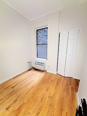 5th image of 11 E 32nd St #9J