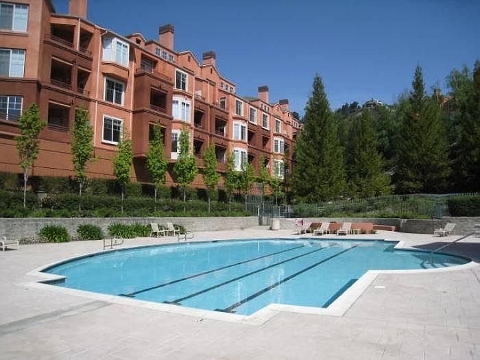 Community pool