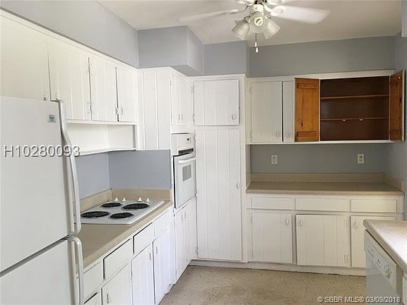 3rd image of 5180 Lake Osborne Dr