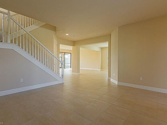 4th image of 11513 Foxbriar Ln