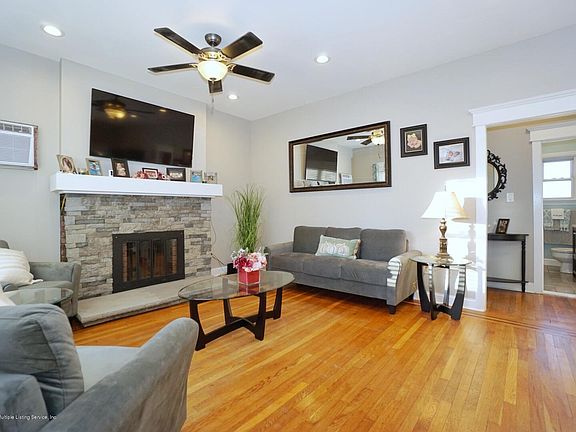 4th image of 497 Arden Ave
