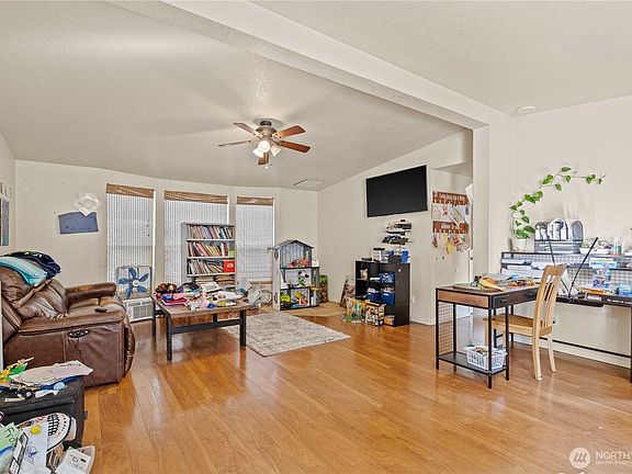 5th image of 7309 155th Street E #2