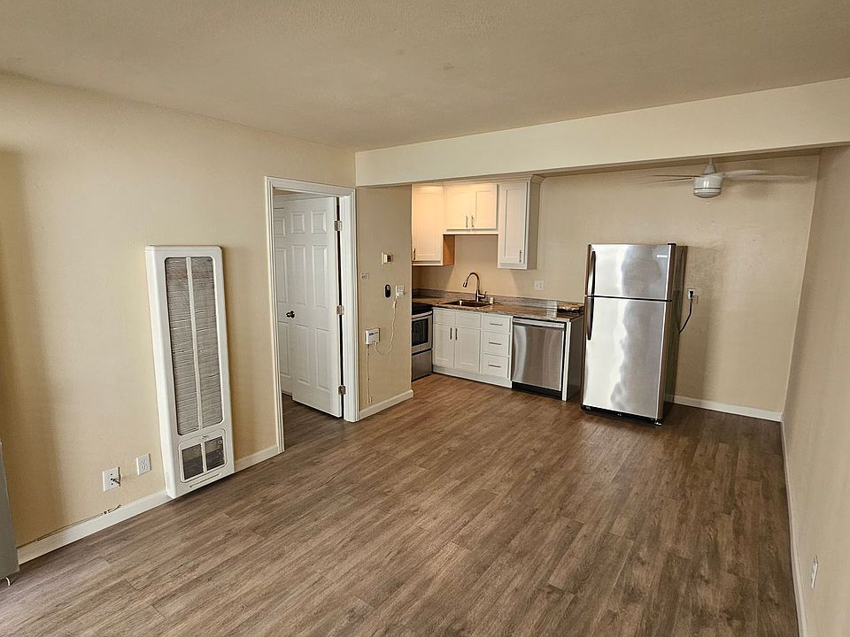 1st image of 255 N 3rd St APT 10