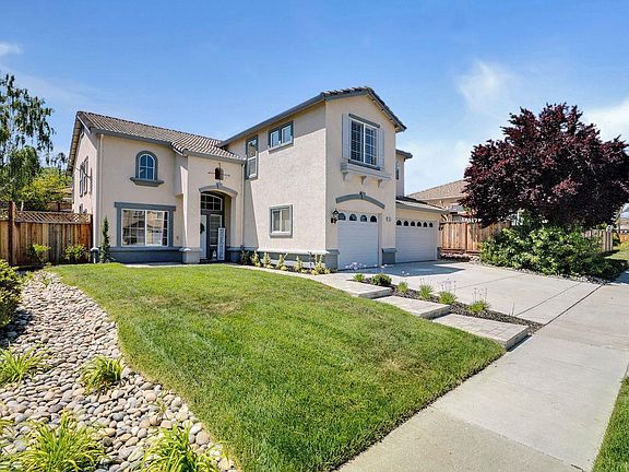 3rd image of 9755 Sparrow Glen Way